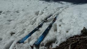 07 Skis au repos